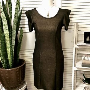 Black and Gold Cap Sleeve Midi Dress | S/M